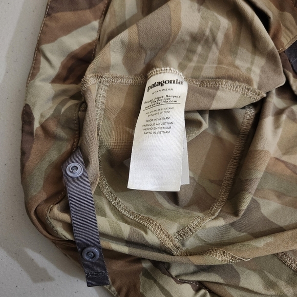 Patagonia Camouflage Shorts Mens, sz 40 - Picture 6 of 11